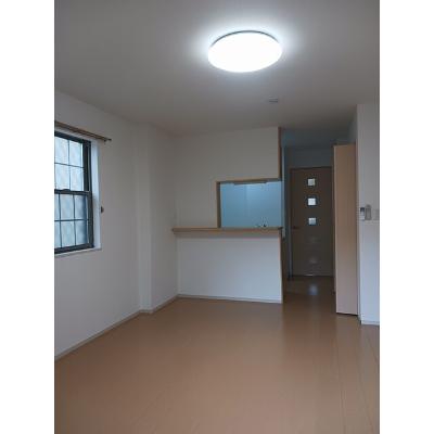 ビーネ　Ⅱ 103【管理NO：1-018426101-01030】 ★家具家電は申し込み後に搬入します★の物件画像