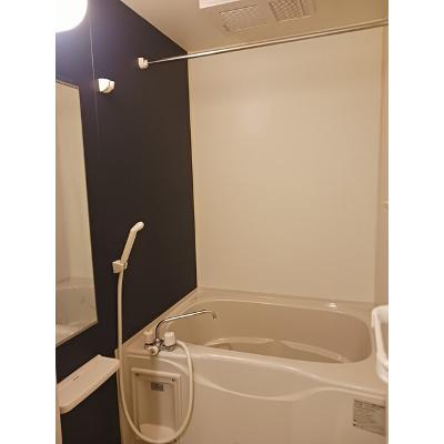 ビーネ　Ⅱ 103【管理NO：1-018426101-01030】 ★家具家電は申し込み後に搬入します★の物件画像