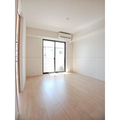 アナベル 103【管理NO：1-025173701-01030】 ★家具家電は申し込み後に搬入します★の物件画像