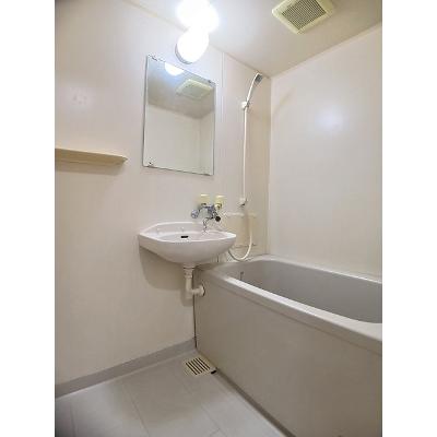 メゾンハッピーⅡ 205【管理NO：1-006451302-02040】 ★家具家電は申し込み後に搬入します★の物件画像