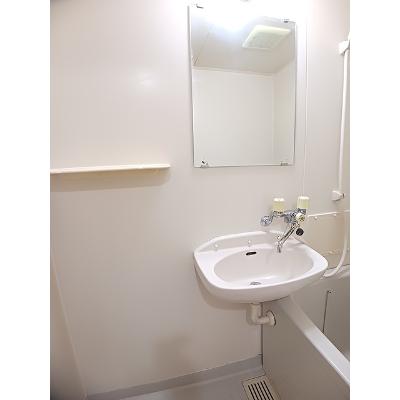 メゾンハッピーⅡ 205【管理NO：1-006451302-02040】 ★家具家電は申し込み後に搬入します★の物件画像