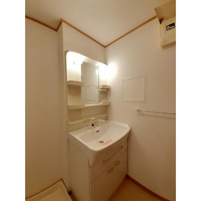 プリートメゾンＢ 203【管理NO：1-013544902-02030】 ★家具家電は申し込み後に搬入します★ ★2026年10月中旬入居可能★の物件画像