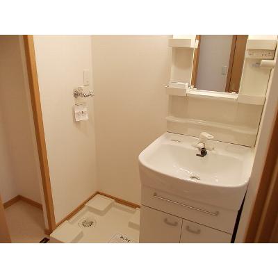 サニーサイド 105【管理NO：1-012899901-01040】 ★家具家電は申し込み後に搬入します★ ★2026年09月下旬入居可能★の物件画像