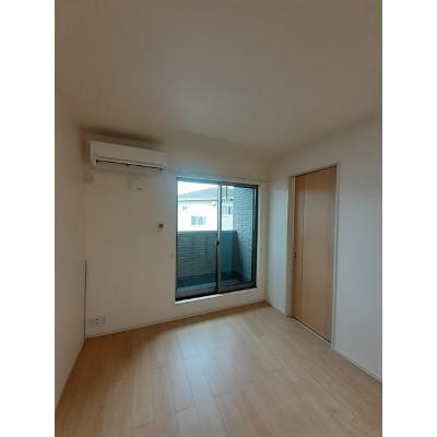 イリーデⅡ 201【管理NO：1-023447801-02010】 ★家具家電は申し込み後に搬入します★ ★2026年10月上旬入居可能★の物件画像