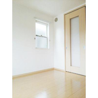 ブルームーン 101【管理NO：1-016795201-01010】 ★家具家電は申し込み後に搬入します★ ★2026年10月中旬入居可能★の物件画像