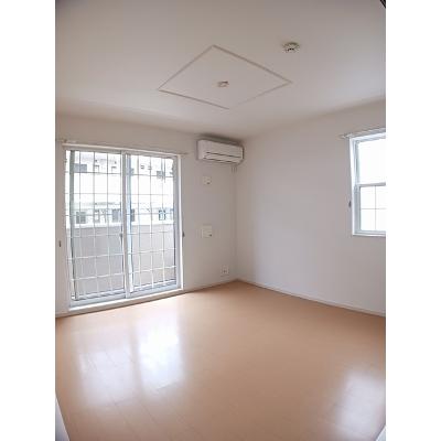ボヌール 101【管理NO：1-017879901-01010】 ★家具家電は申し込み後に搬入します★ ★2026年10月上旬入居可能★の物件画像