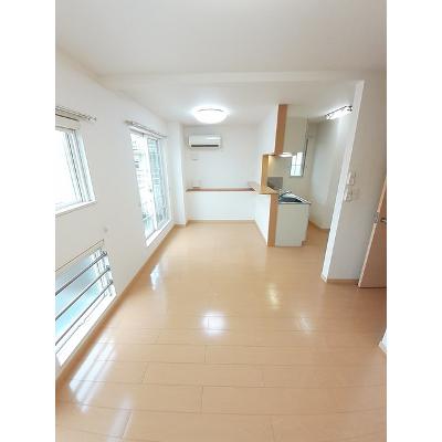 幸和 201【管理NO：1-016926301-02010】 ★家具家電は申し込み後に搬入します★ ★2026年09月下旬入居可能★の物件画像