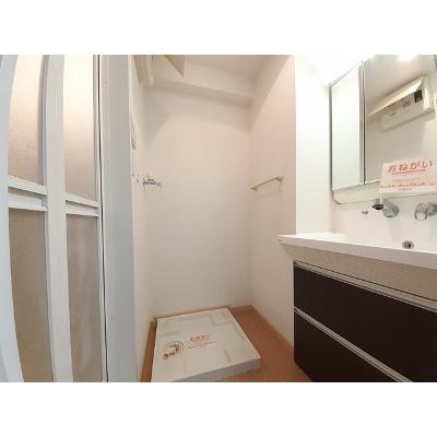 カーサ・デル・ソーレ 205【管理NO：1-019070101-02050】 ★家具家電は申し込み後に搬入します★の物件画像