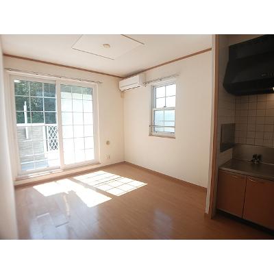 ラフィネ花瀬　参番館 204【管理NO：1-011881603-02040】 ★家具家電は申し込み後に搬入します★の物件画像