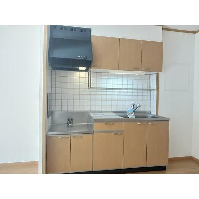 ラフィネ花瀬　参番館 204【管理NO：1-011881603-02040】 ★家具家電は申し込み後に搬入します★の物件画像