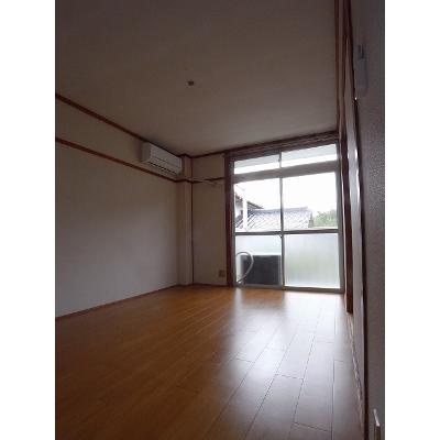 中西ハイツ 201【管理NO：1-001566801-02010】 ★家具家電は申し込み後に搬入します★ ★2026年09月下旬入居可能★の物件画像
