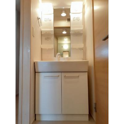 エルミタージュ・トミ 102【管理NO：1-017381901-01020】 ★家具家電は申し込み後に搬入します★ ★2026年10月中旬入居可能★の物件画像