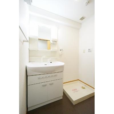 エクセレンシィ 705【管理NO：1-013588801-07040】 ★家具家電は申し込み後に搬入します★ ★2026年09月下旬入居可能★の物件画像