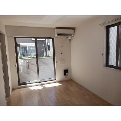 レッド・リーブスⅦ 105【管理NO：1-019626701-01040】 ★家具家電は申し込み後に搬入します★の物件画像