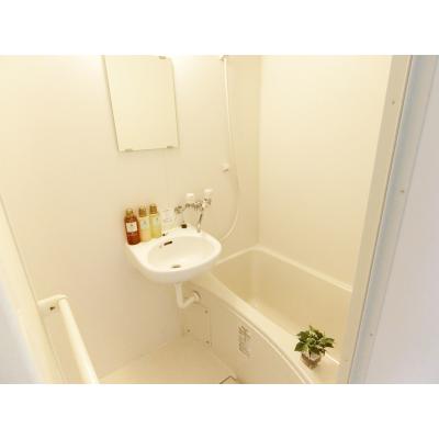 OneLife四日市ベース＜TYPE3＞【★駅近・ツインベッド・トイレバス別】の物件画像
