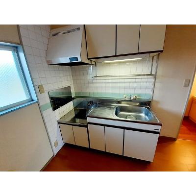 エクセルハイム穴橋 202【管理NO：1-004722301-02020】 ★家具家電は申し込み後に搬入します★ ★2026年08月下旬入居可能★の物件画像