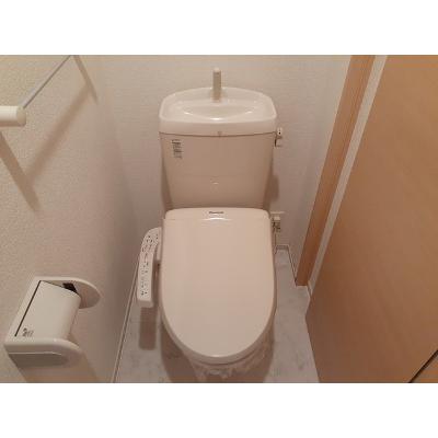 シティ・ライツ 101【管理NO：1-018182701-01010】 ★家具家電は申し込み後に搬入します★の物件画像