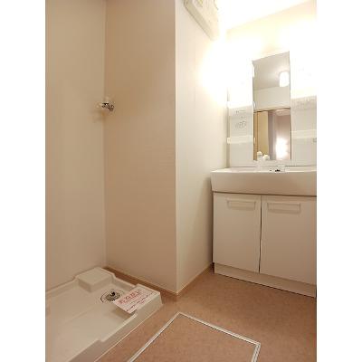 コンフォールⅡ 203【管理NO：1-016534702-02030】 ★家具家電は申し込み後に搬入します★の物件画像
