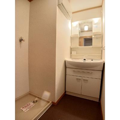 イーストガーデンＡ 205【管理NO：1-012323701-02040】 ★家具家電は申し込み後に搬入します★の物件画像