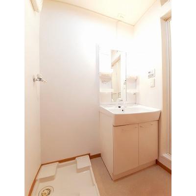 プローテ 102【管理NO：1-015346601-01020】 ★家具家電は申し込み後に搬入します★の物件画像