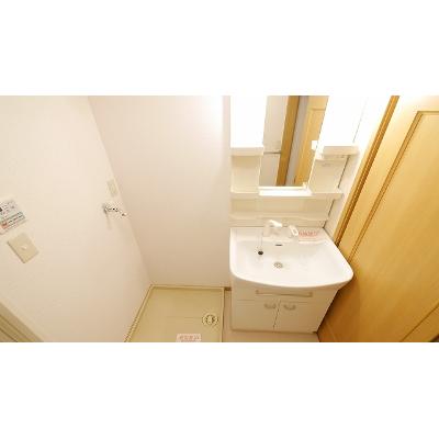 ジールＣ 201【管理NO：1-013377101-02010】 ★家具家電は申し込み後に搬入します★ ★2026年09月下旬入居可能★の物件画像