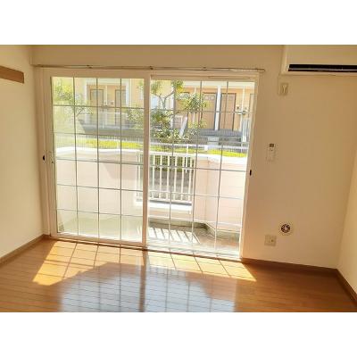 シーサイドオリゾン 102【管理NO：1-009490401-01020】 ★家具家電は申し込み後に搬入します★の物件画像