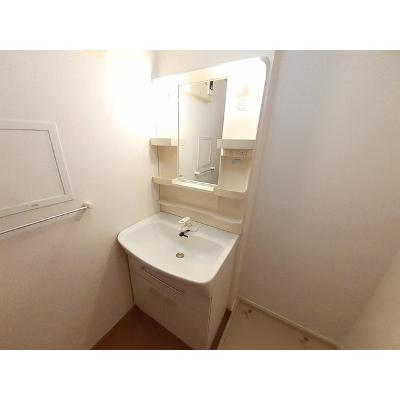 グラン・パパ　Ｃ 201【管理NO：1-013136303-02010】 ★家具家電は申し込み後に搬入します★ ★2026年10月下旬入居可能★の物件画像