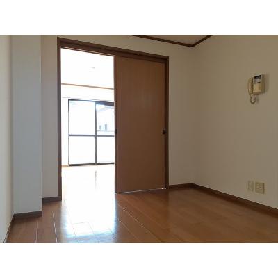 プレシャス 201【管理NO：1-010011001-02010】 ★家具家電は申し込み後に搬入します★ ★2026年09月下旬入居可能★の物件画像