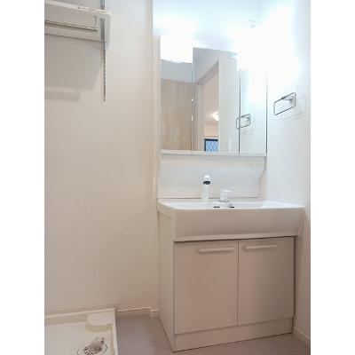 カーサ　ディ　オリバ　Ｂ 101【管理NO：1-027649002-01010】 ★家具家電は申し込み後に搬入します★ ★2026年10月上旬入居可能★の物件画像