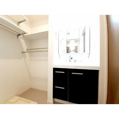 ラ・ガーディア 204【管理NO：1-026635101-02040】 ★家具家電は申し込み後に搬入します★ ★2026年10月中旬入居可能★の物件画像