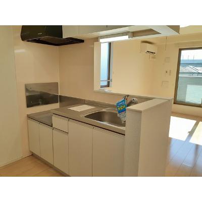 ストロベリー　ヒルズ 201【管理NO：1-022489501-02010】 ★家具家電は申し込み後に搬入します★ ★2026年10月中旬入居可能★の物件画像
