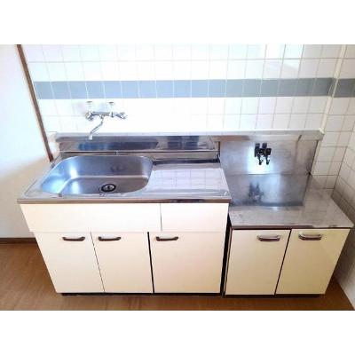 リバーサイドハイツ 101【管理NO：1-001531601-01010】 ★家具家電は申し込み後に搬入します★ ★2026年10月上旬入居可能★の物件画像