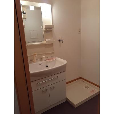 カーサ大高 201【管理NO：1-014370101-02010】 ★家具家電は申し込み後に搬入します★ ★2026年11月中旬入居可能★の物件画像