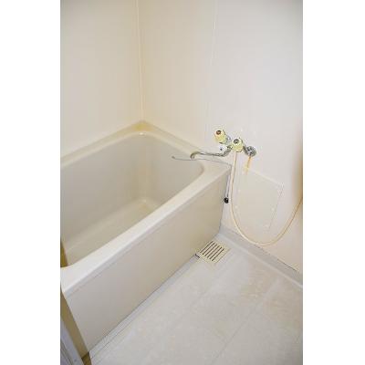 メゾンみさき 103【管理NO：1-003324201-01030】 ★家具家電は申し込み後に搬入します★ ★2026年09月中旬入居可能★の物件画像
