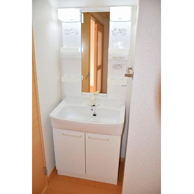 メゾンみさき 103【管理NO：1-003324201-01030】 ★家具家電は申し込み後に搬入します★ ★2026年09月中旬入居可能★の物件画像