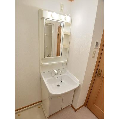メイプルリーフⅡ 101【管理NO：1-011619602-01010】 ★家具家電は申し込み後に搬入します★の物件画像