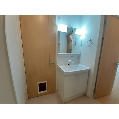 プルメリアＦ 101【管理NO：1-024091901-01010】 ★家具家電は申し込み後に搬入します★ ★2026年10月中旬入居可能★の物件画像