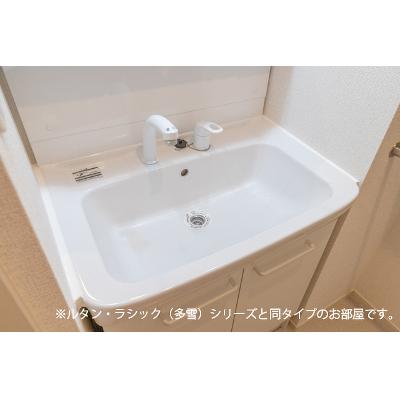 フェルメール 105【管理NO：1-027478801-01040】 ★家具家電は申し込み後に搬入します★ ★2027年01月下旬入居可能★の物件画像
