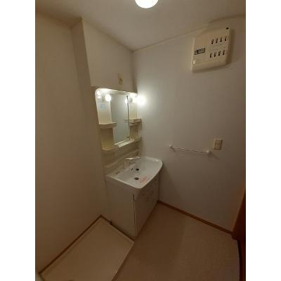 ベル　ファミーユⅠ　１番館 102【管理NO：1-014276001-01020】 ★家具家電は申し込み後に搬入します★ ★2026年09月中旬入居可能★の物件画像