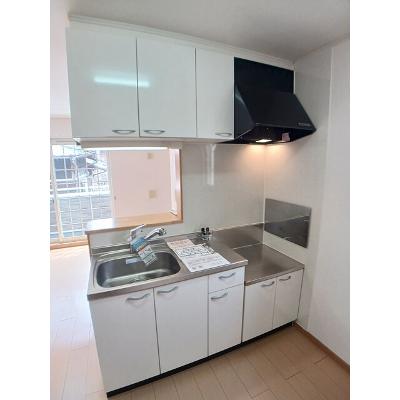 サニーヒル藤原台 105【管理NO：1-015029601-01040】 ★家具家電は申し込み後に搬入します★の物件画像