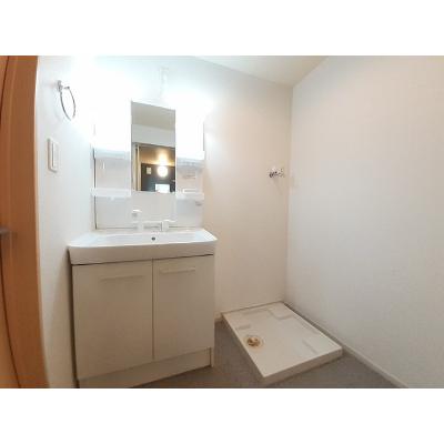 クリスタル　グランツ 202【管理NO：1-018824301-02020】 ★家具家電は申し込み後に搬入します★ ★2026年09月中旬入居可能★の物件画像
