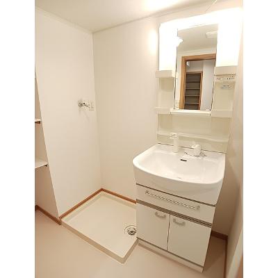 フランメゾン 205【管理NO：1-014143101-02040】 ★家具家電は申し込み後に搬入します★の物件画像