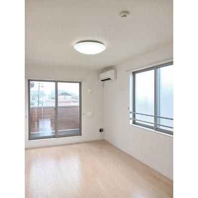 セレノ 307【管理NO：1-021210301-03060】 ★家具家電は申し込み後に搬入します★の物件画像