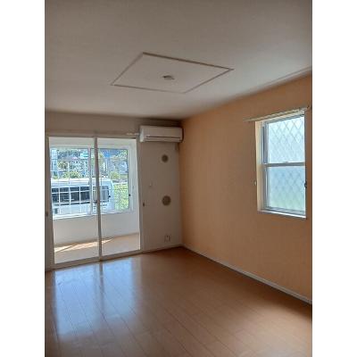 クラージュ　Ⅱ 101【管理NO：1-018644202-01010】 ★家具家電は申し込み後に搬入します★の物件画像