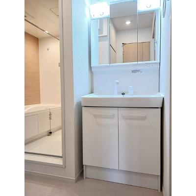 エンジェル　ブーケ 102【管理NO：1-024411301-01020】 ★家具家電は申し込み後に搬入します★の物件画像