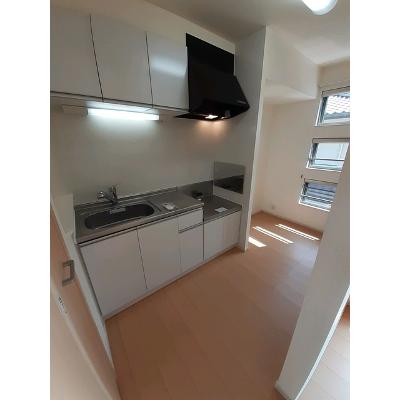 フローラ 203【管理NO：1-019823601-02030】 ★家具家電は申し込み後に搬入します★ ★2026年09月上旬入居可能★の物件画像