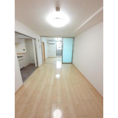 ライジング・サン 206【管理NO：1-017559501-02050】 ★家具家電は申し込み後に搬入します★ ★2026年11月中旬入居可能★の物件画像