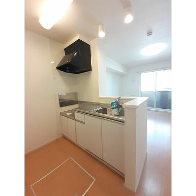 シェレーヌ 102【管理NO：1-019169701-01020】 ★家具家電は申し込み後に搬入します★ ★2026年09月上旬入居可能★の物件画像