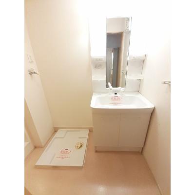 シェレーヌ 102【管理NO：1-019169701-01020】 ★家具家電は申し込み後に搬入します★ ★2026年09月上旬入居可能★の物件画像