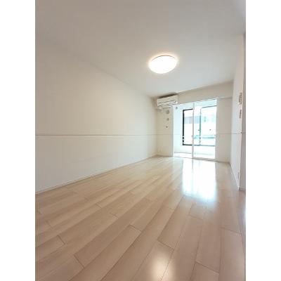 スリジエ 103【管理NO：1-025562801-01030】 ★家具家電は申し込み後に搬入します★ ★2026年09月下旬入居可能★の物件画像